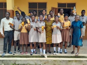 Read more about the article BECE 2022: Spring-UP Global Network mentors and donates to candidates at Dichemso M/A JHS ‘A’